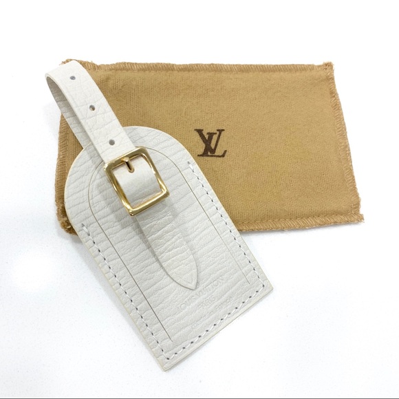 Louis Vuitton Other - SOLD. New LOUIS VUITTON luggage tag